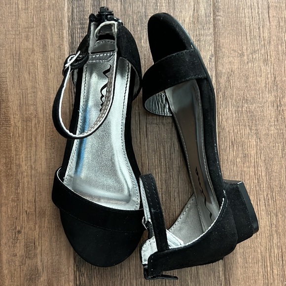 Toddler Sandals - Picture 4 of 4